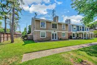 770 Memorial Mews St #B - Photo 1 of 1