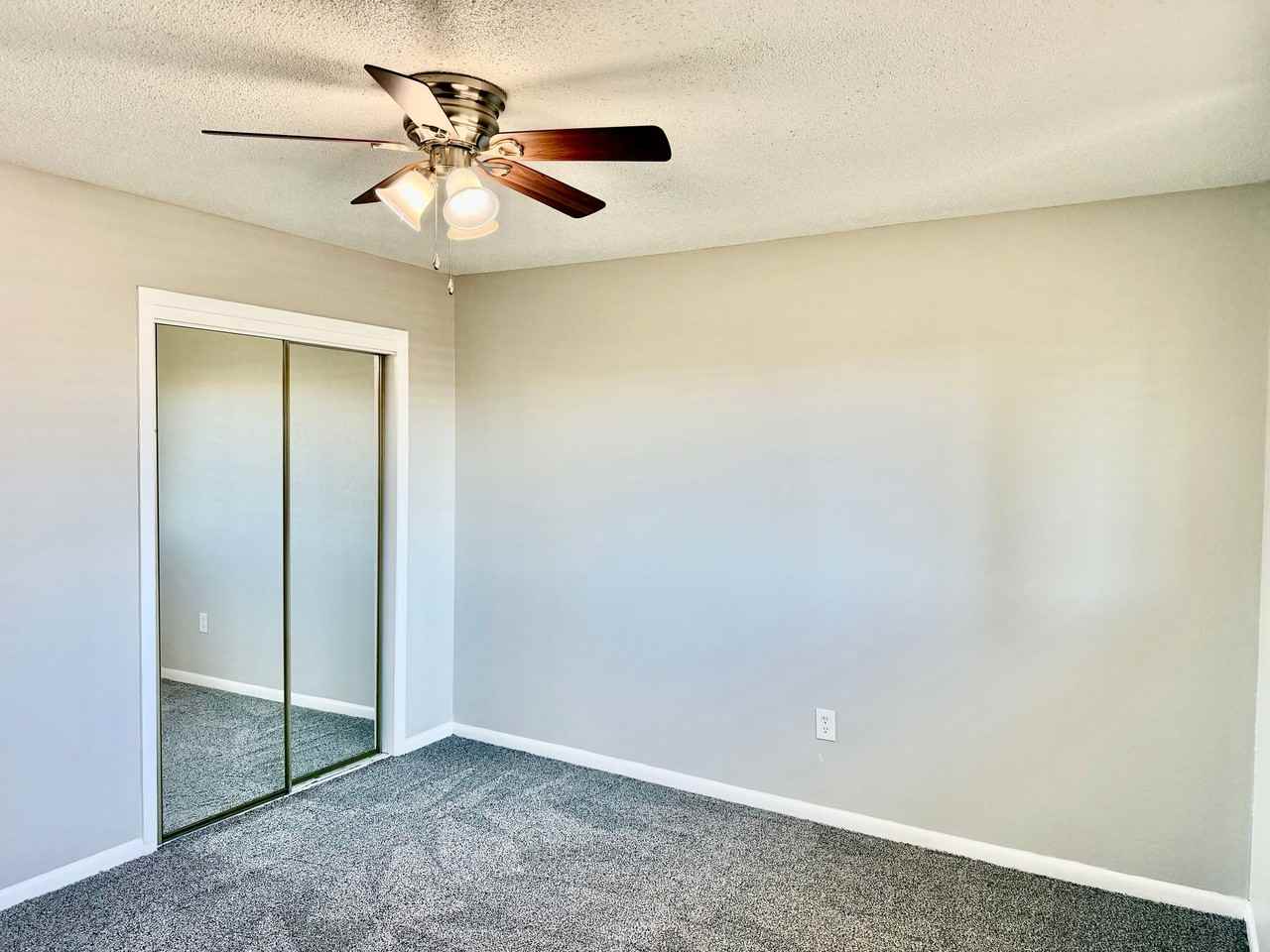 Cedar Arms Apartments - Photo 3 of 9