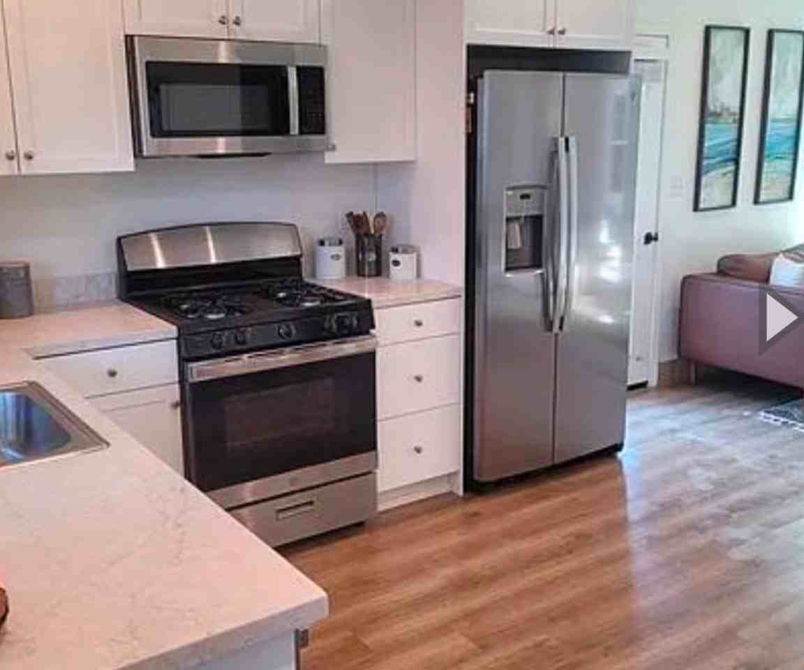 2225 Park St #104 - Photo 4 of 7