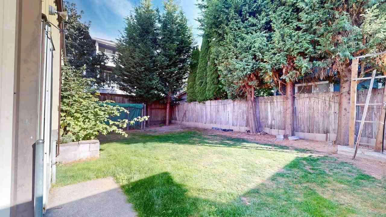 4116 25th Ave Sw - Photo 4 of 15