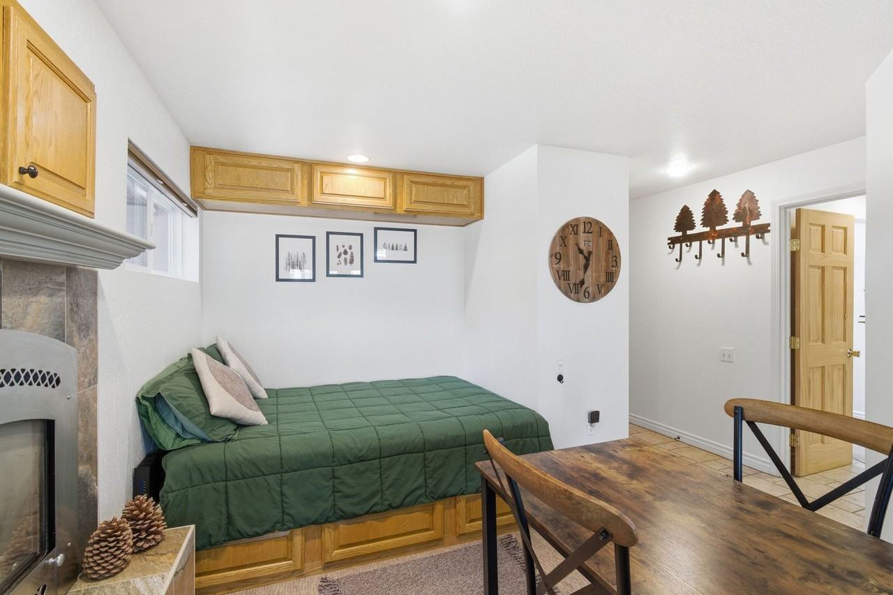 12796 Northwoods Blvd #420 - Photo 5 of 25