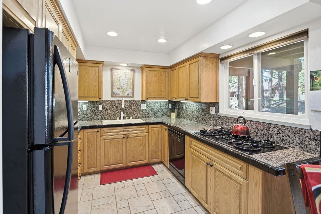 12796 Northwoods Blvd #420 - Photo 6 of 25
