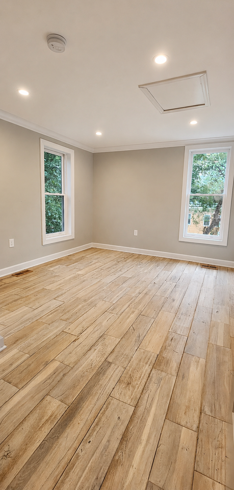 2217 14th St Se - Photo 6 of 12