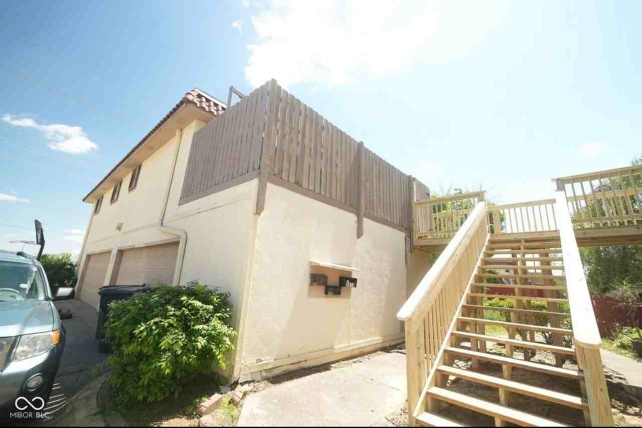 2813 Del Prado Dr - Photo 4 of 25