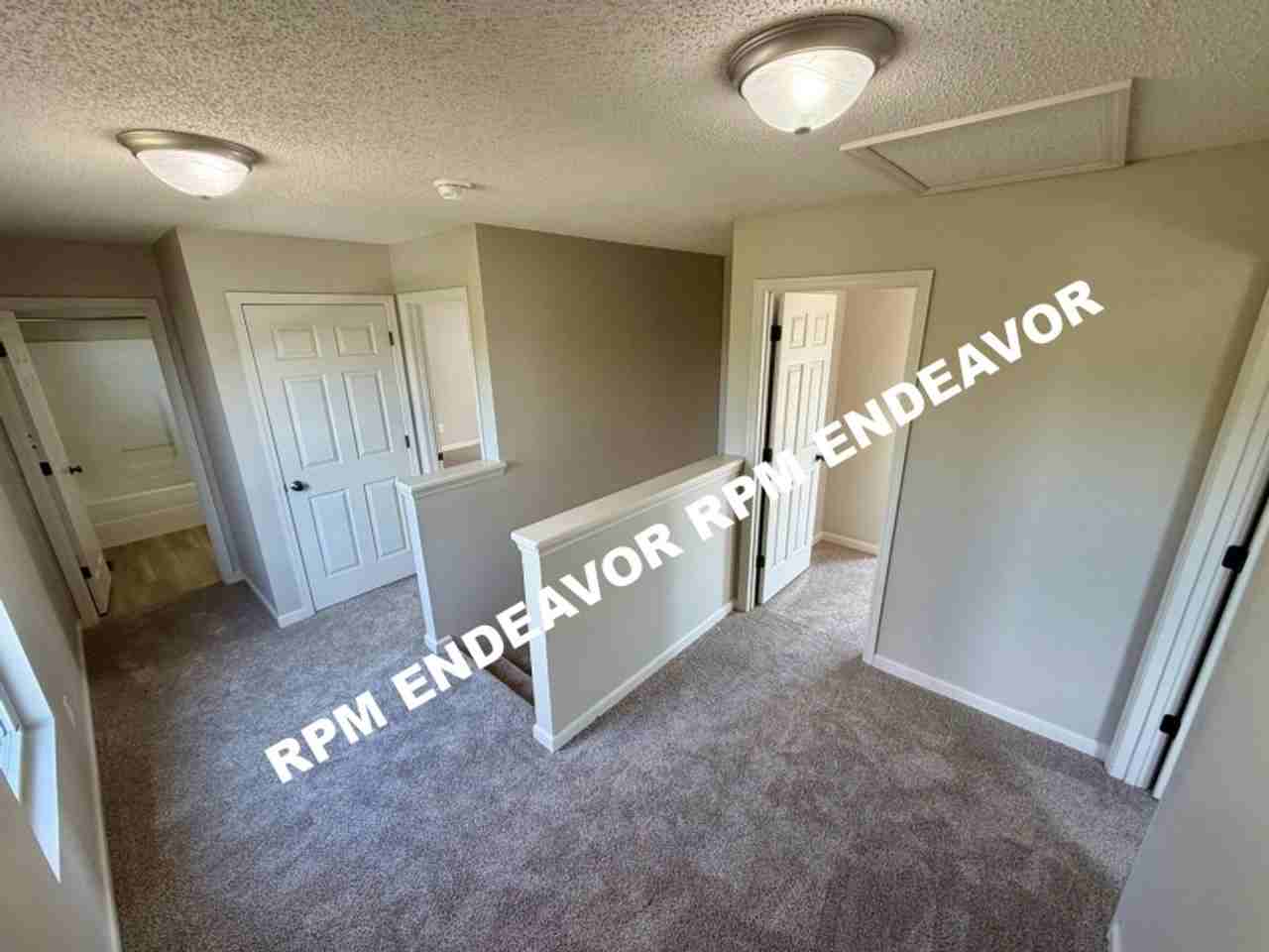 37 Chesterfield Ct - Photo 6 of 20