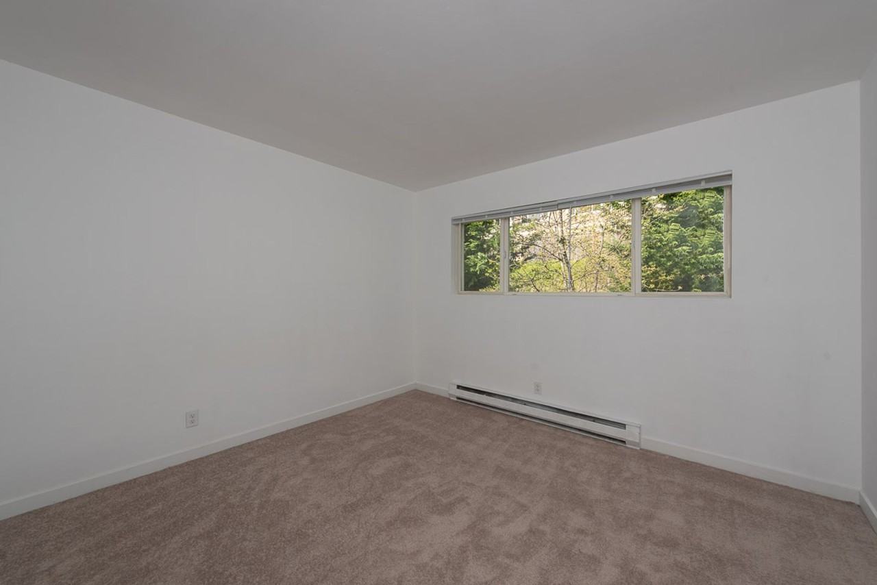 8224 169th Ave Ne #D3 - Photo 7 of 14