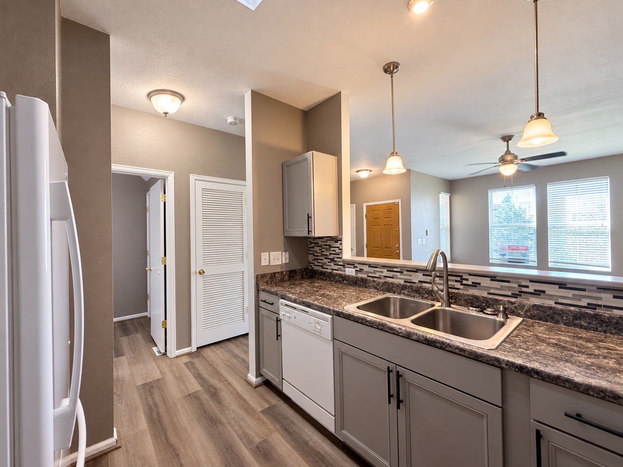 5910 Chorus Hts - Photo 3 of 20
