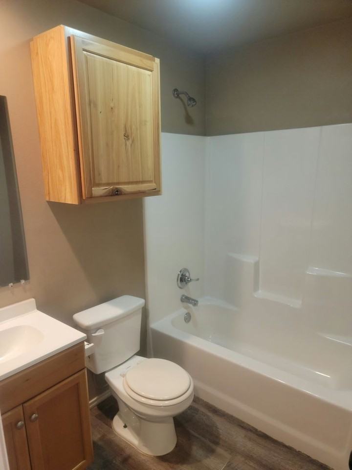 4612 Avenue C - Photo 7 of 11