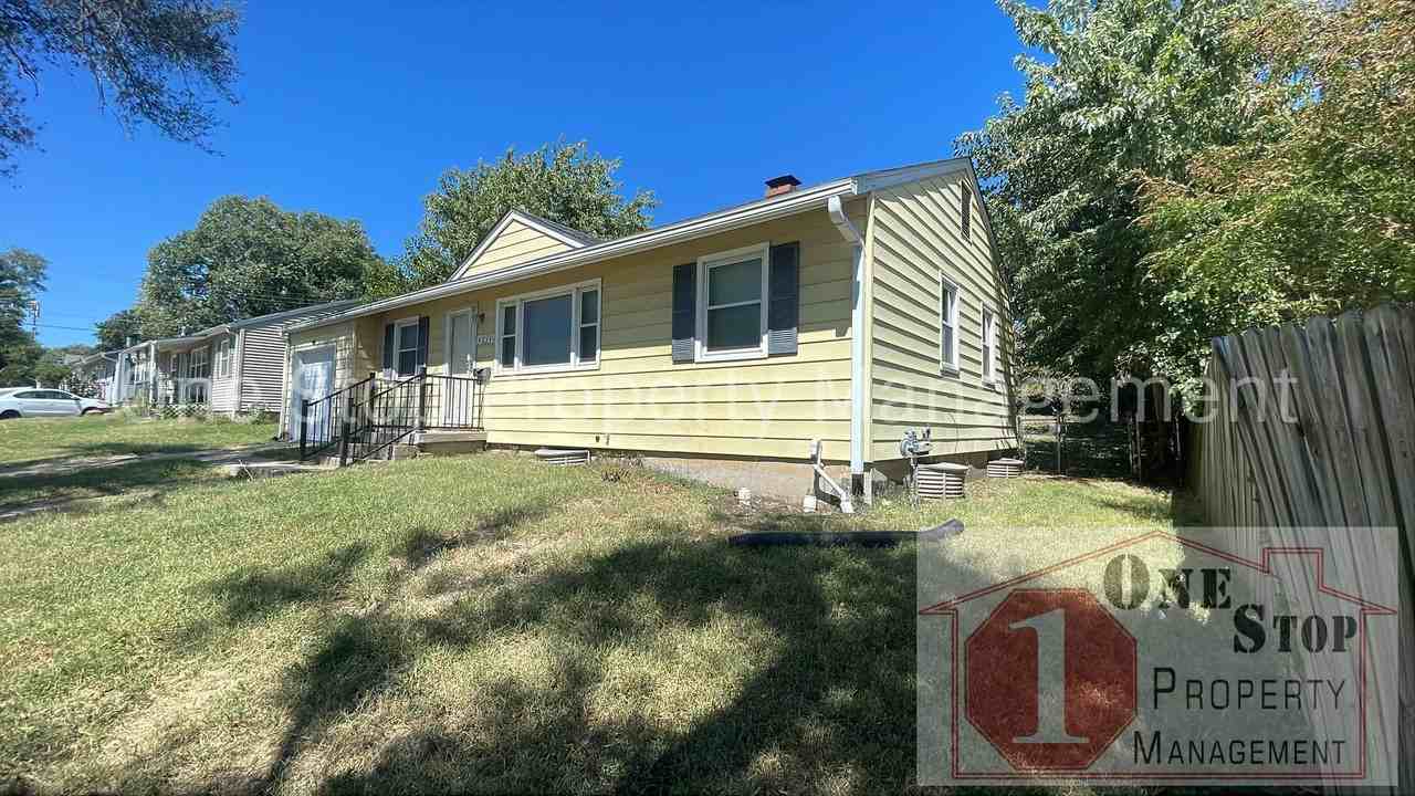 13912 E 43rd St S - Photo 2 of 17