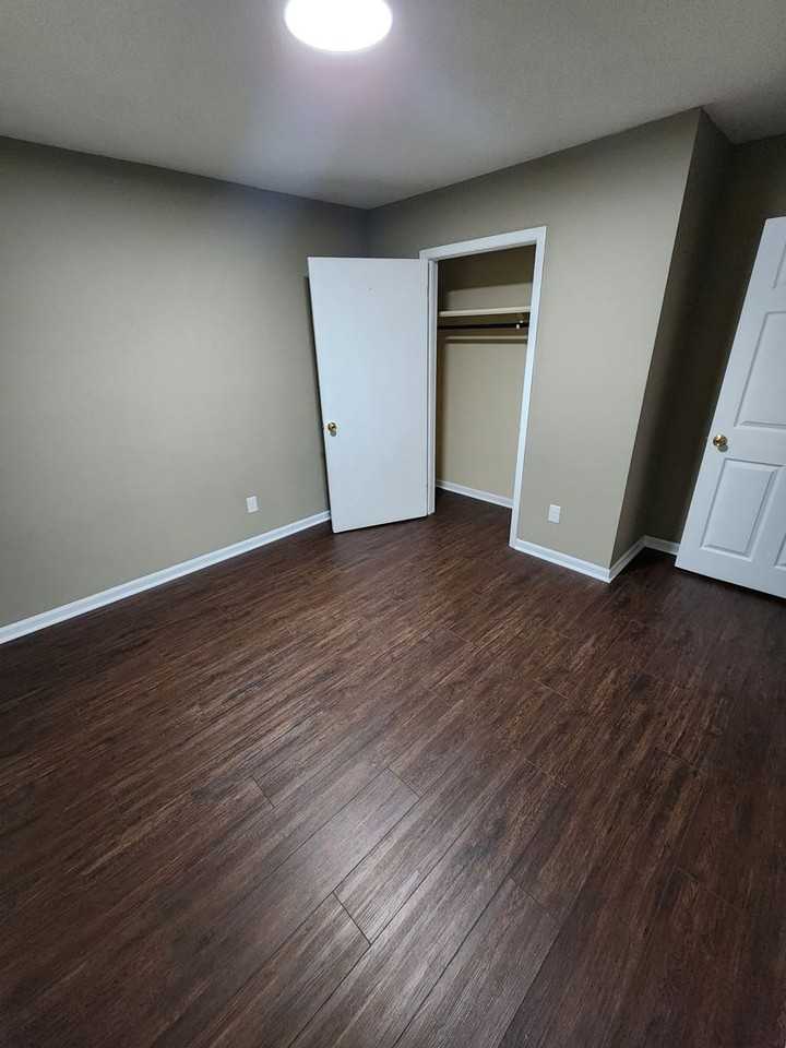 314 Brookside Dr - Photo 2 of 8