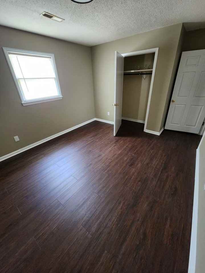 314 Brookside Dr - Photo 4 of 8