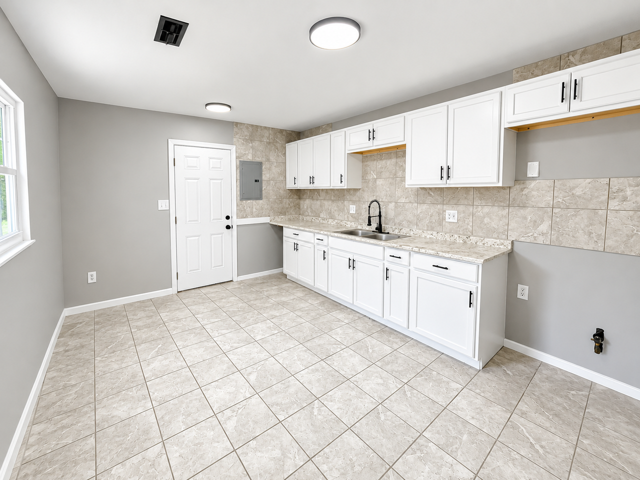 3116 Houston Dr - Photo 4 of 11