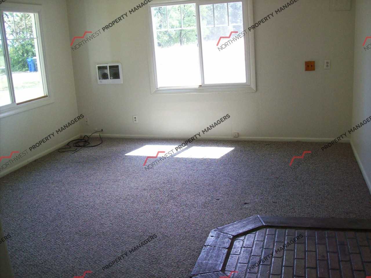 17125 Moon Rd Sw - Photo 4 of 7