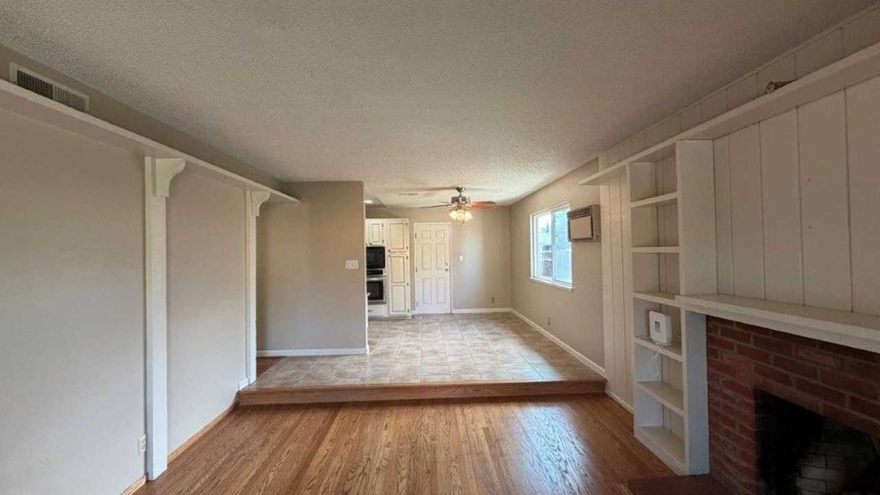 3919 Almondwood Ct - Photo 5 of 20