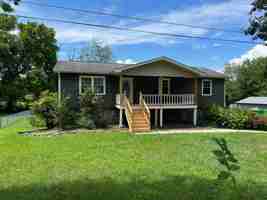 featured image of 9233 Snow Hill Rd