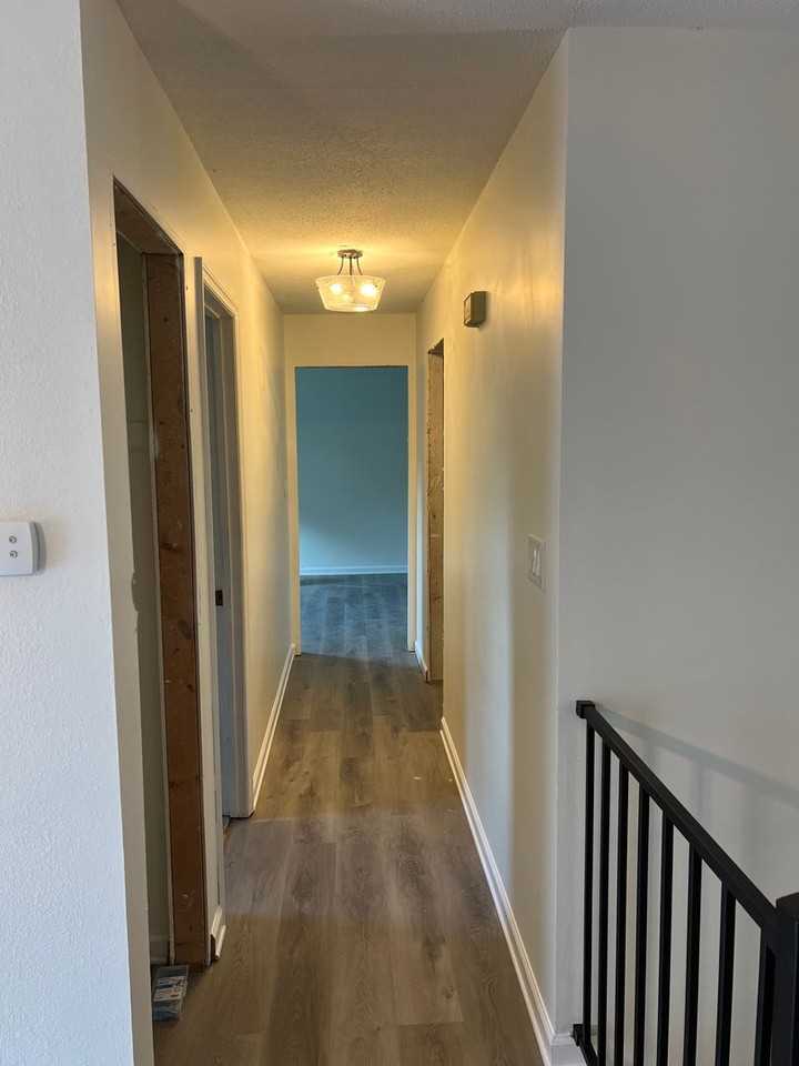 9233 Snow Hill Rd - Photo 4 of 11