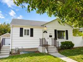 featured image of 2898 S Mcclelland St