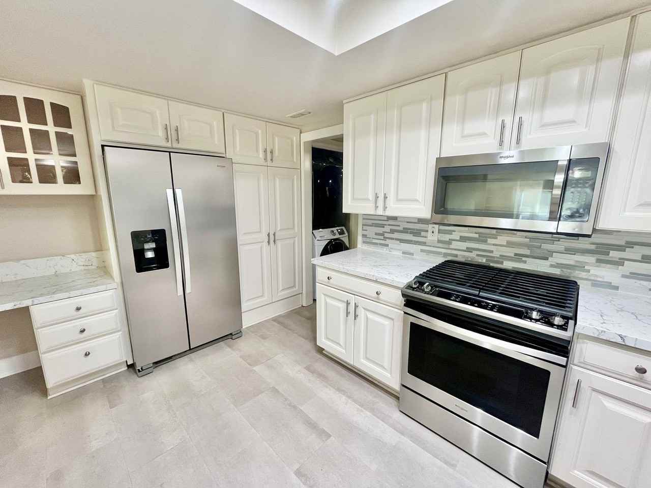 17190 Tam O Shanter Dr - Photo 6 of 22