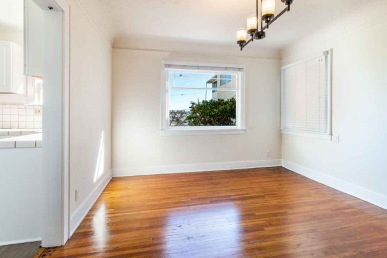 Georgia St. Triplex - Photo 5 of 50