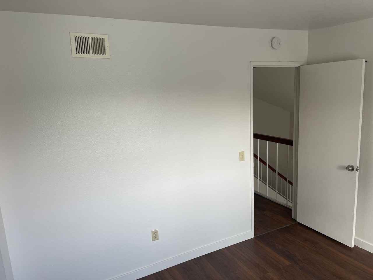 808 Plaza Flora - Photo 4 of 20