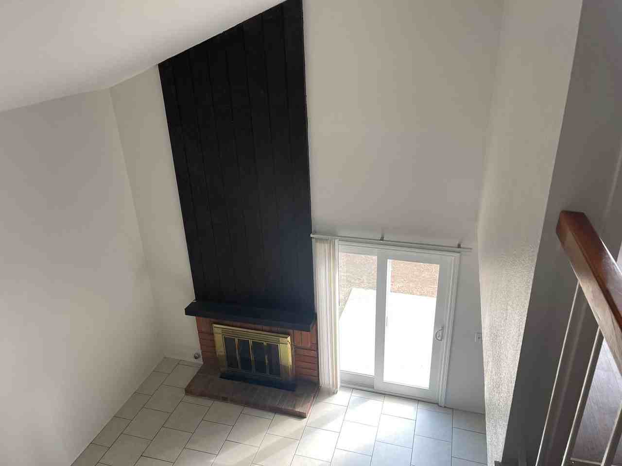 808 Plaza Flora - Photo 6 of 20