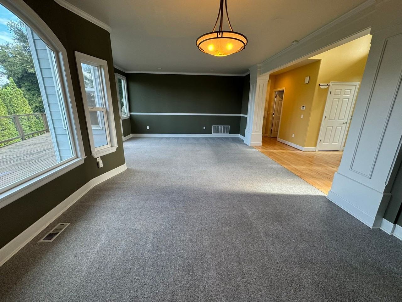 601 Bronson Pl Ne - Photo 5 of 23