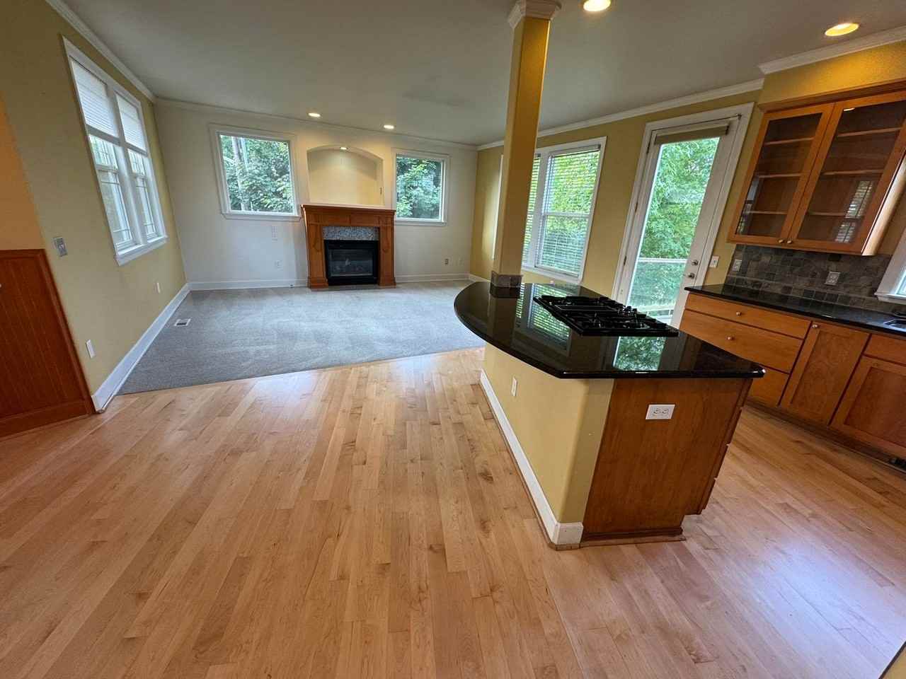 601 Bronson Pl Ne - Photo 7 of 23