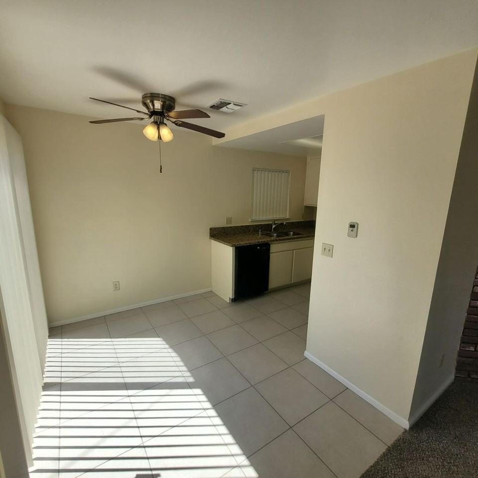 15430 Straight Arrow Rd - Photo 2 of 16