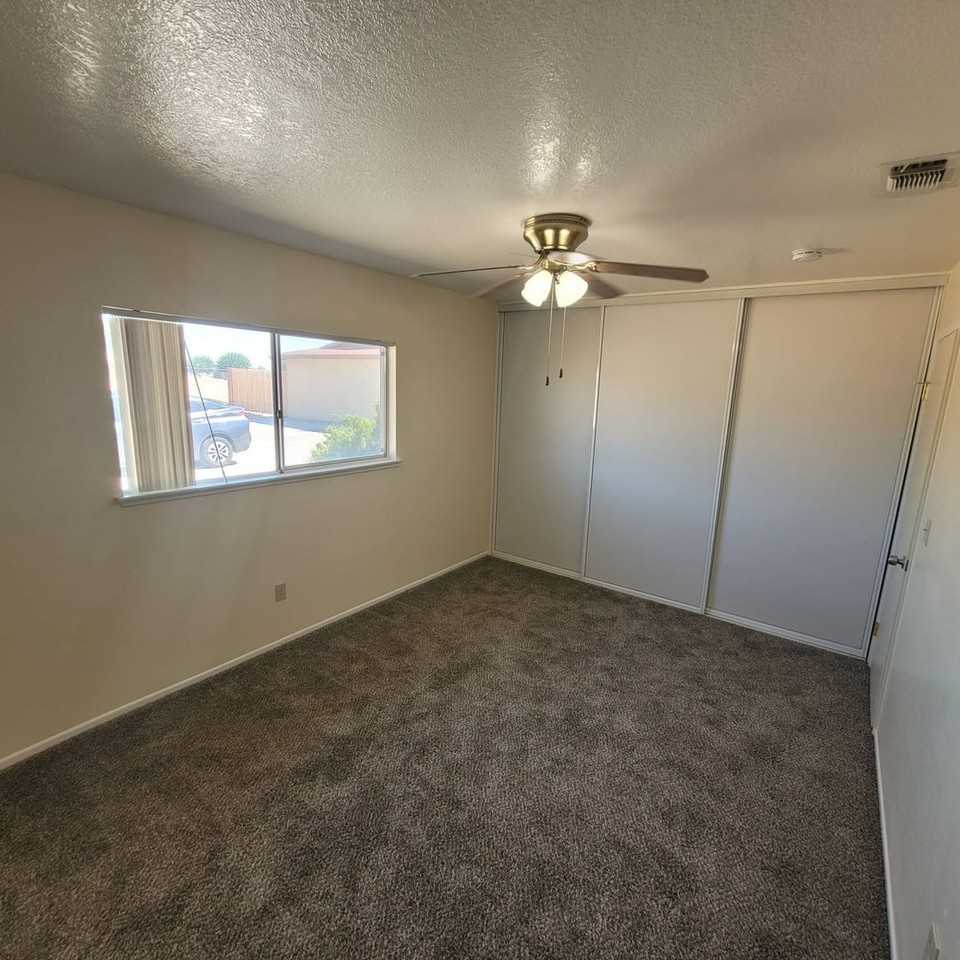 15430 Straight Arrow Rd - Photo 7 of 16