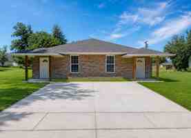 featured image of 805 Sw Summit Ave
