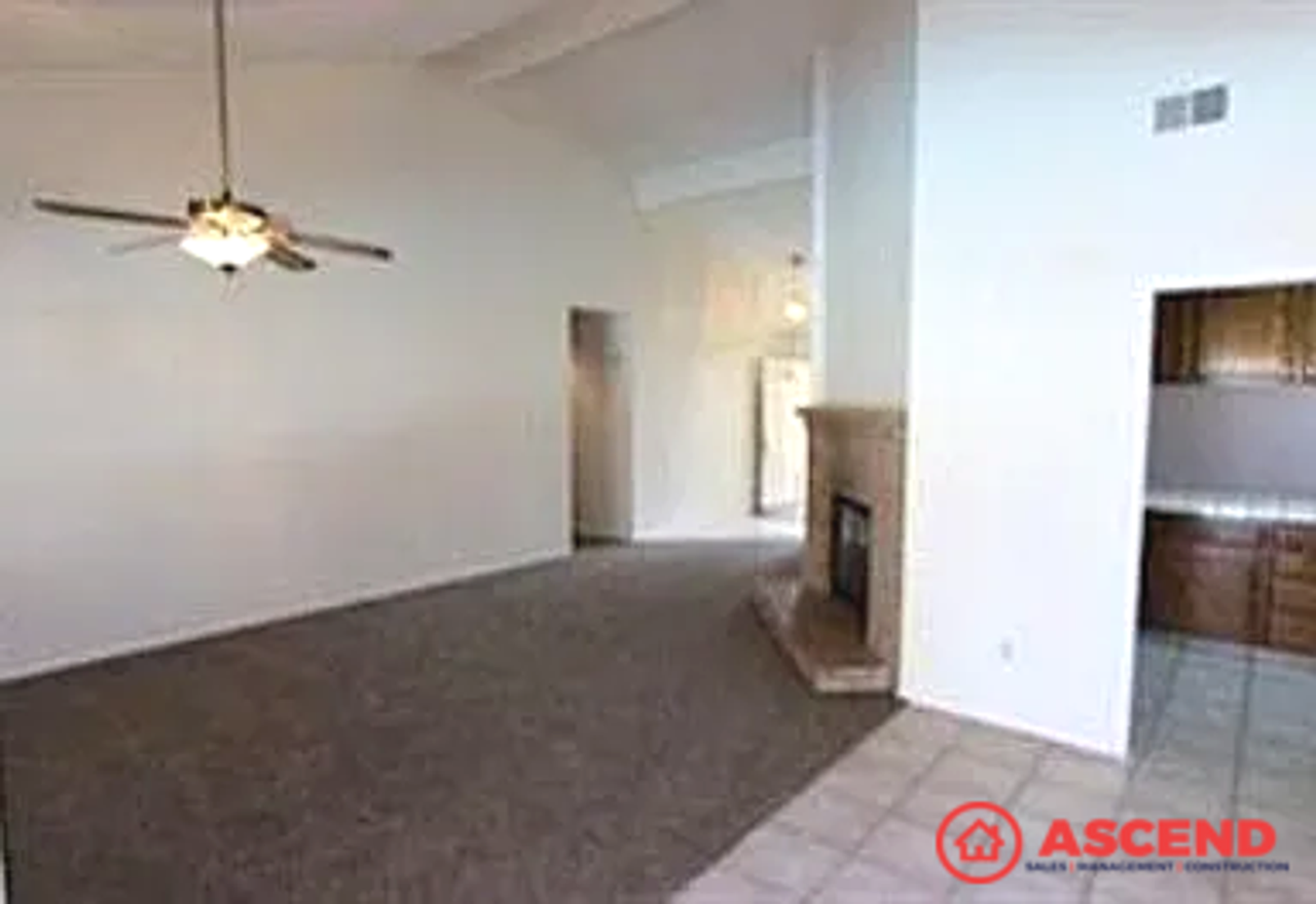 7708 Palodura Ct - Photo 3 of 9