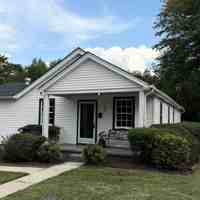 featured image of 224 Hylawn Ave