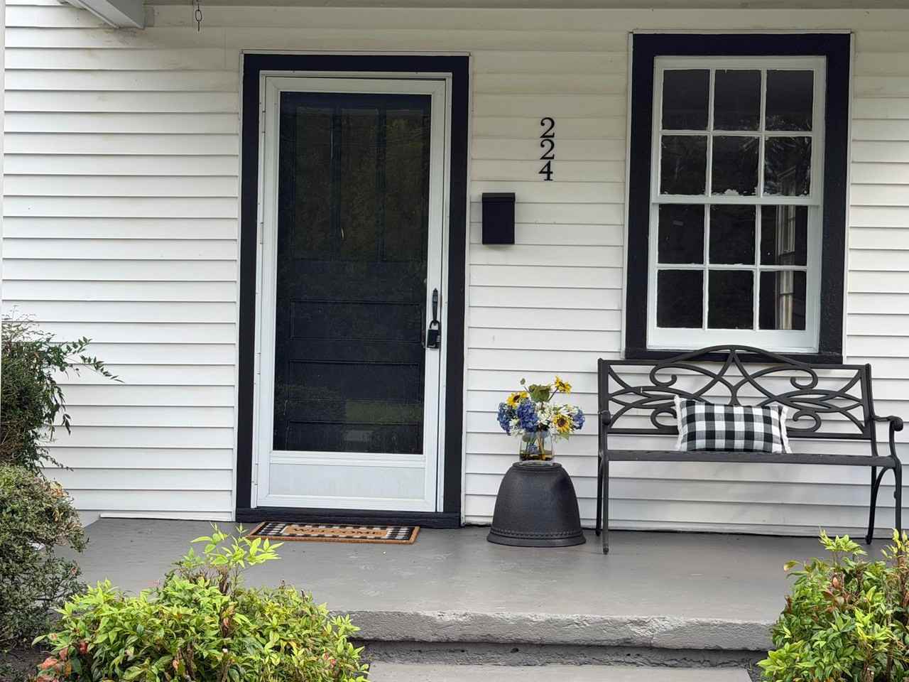 224 Hylawn Ave - Photo 2 of 12