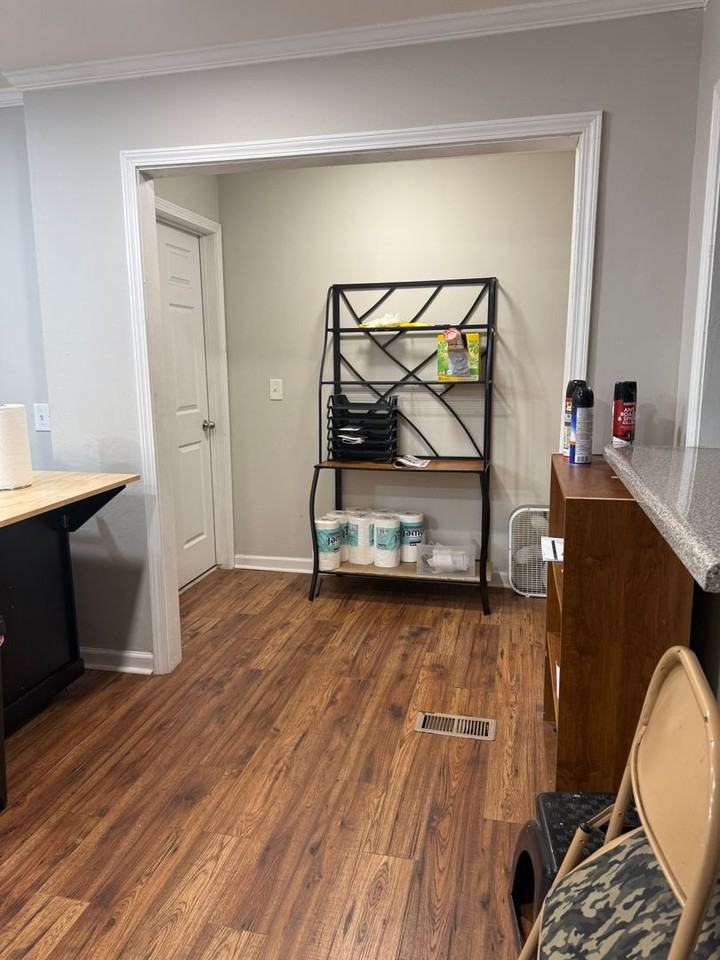 45 S Greenwood Dr #5 - Photo 4 of 10