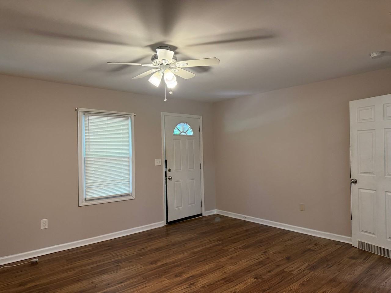 45 S Greenwood Dr #5 - Photo 7 of 10