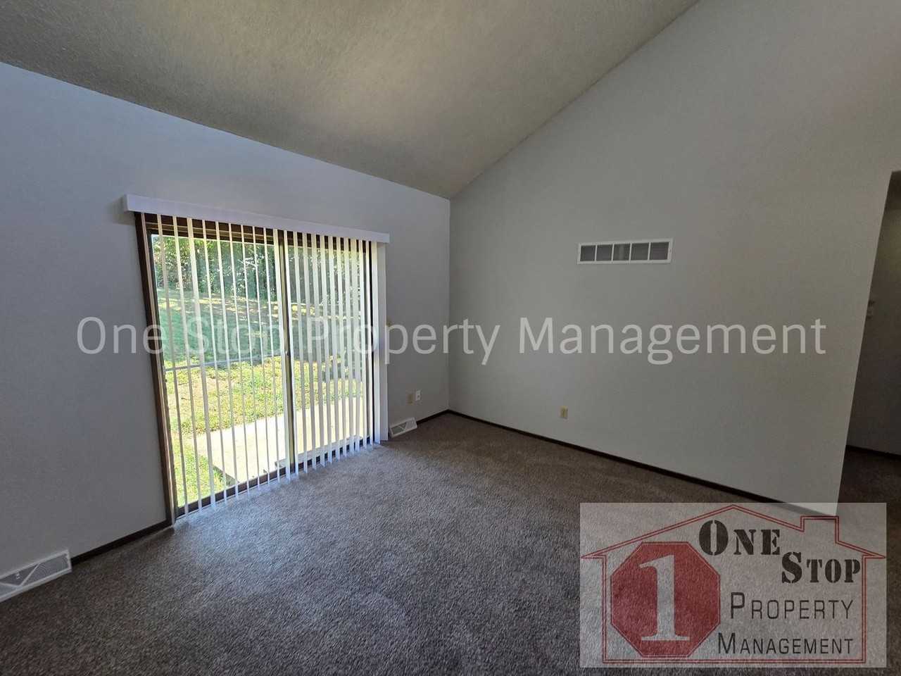 17312 E 49th Street Ct S - Photo 4 of 21