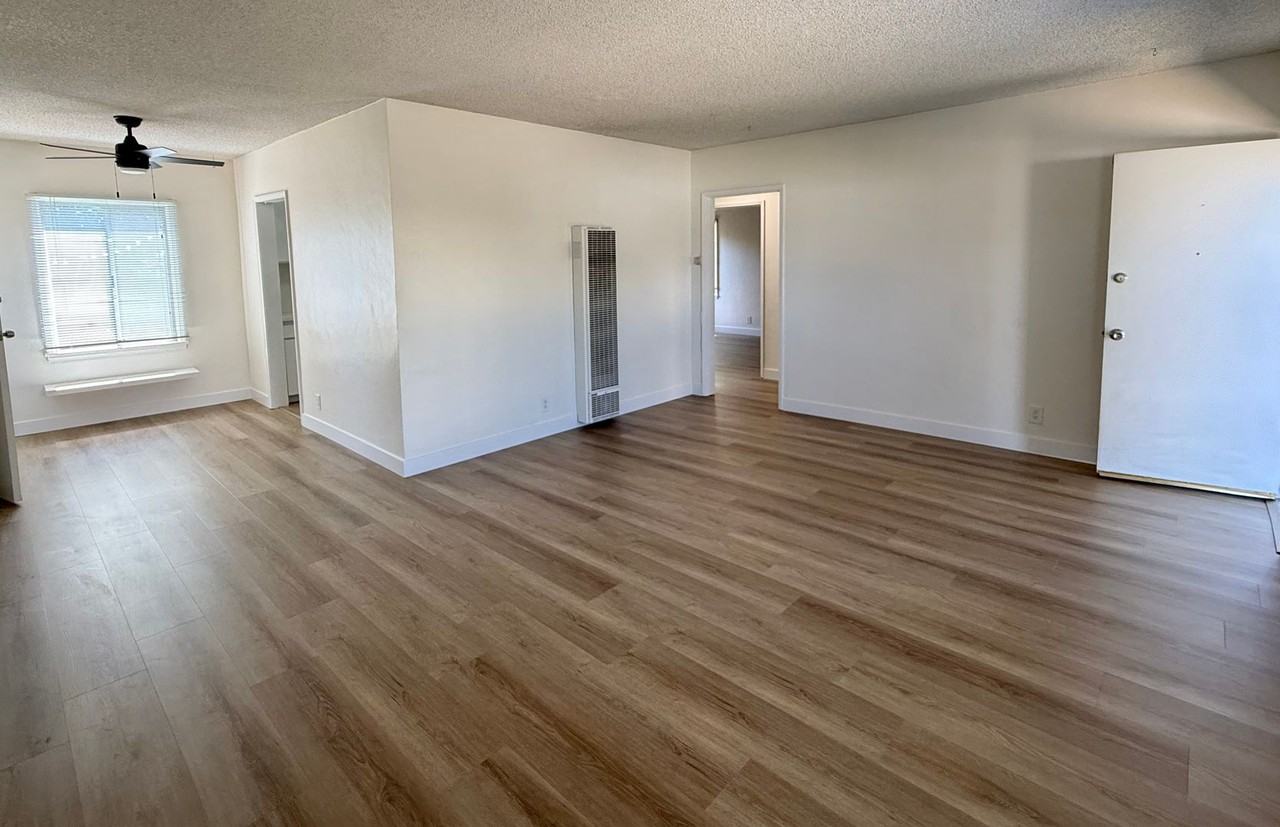 11294 Utopia Ave - Photo 2 of 11