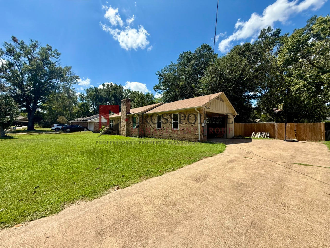 111 Gatewood Dr - Photo 2 of 18
