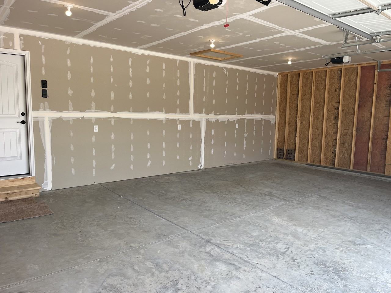 17016 Trenton Lane - Photo 4 of 34