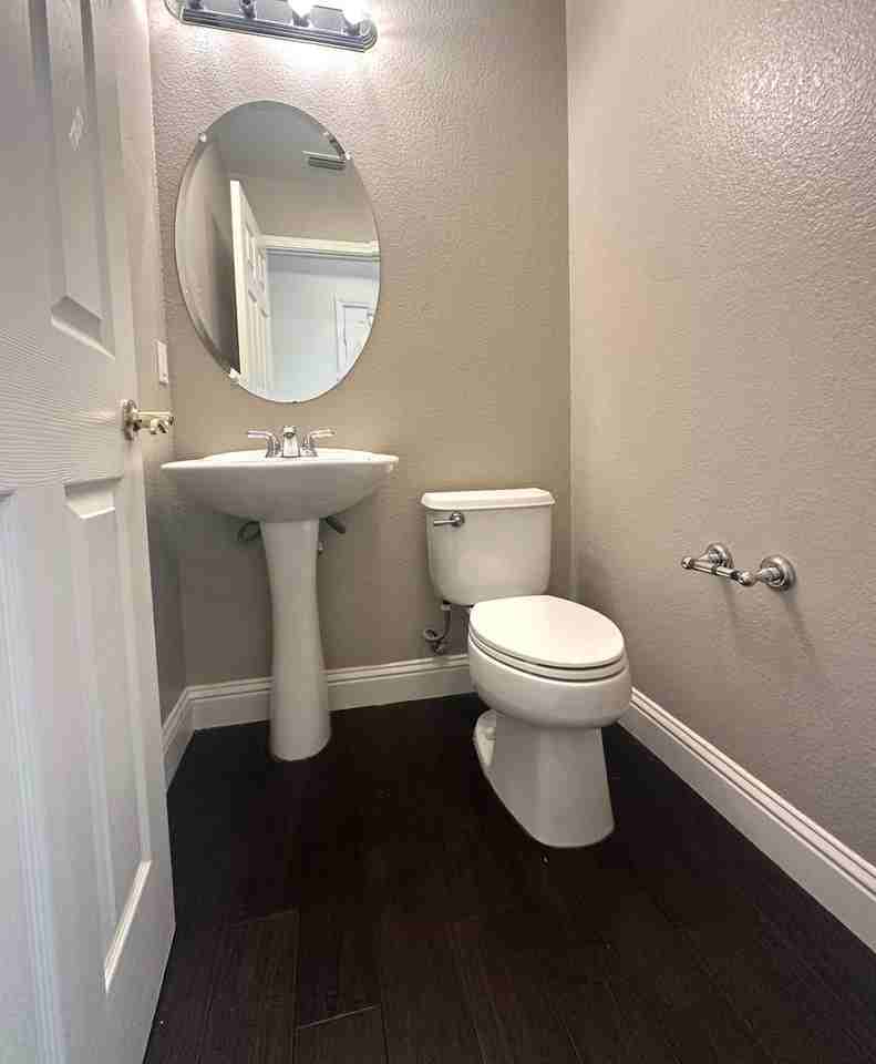 2369 Fernwood Ln - Photo 4 of 29
