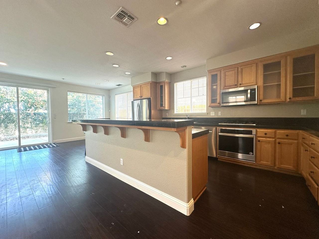 2369 Fernwood Ln - Photo 5 of 29