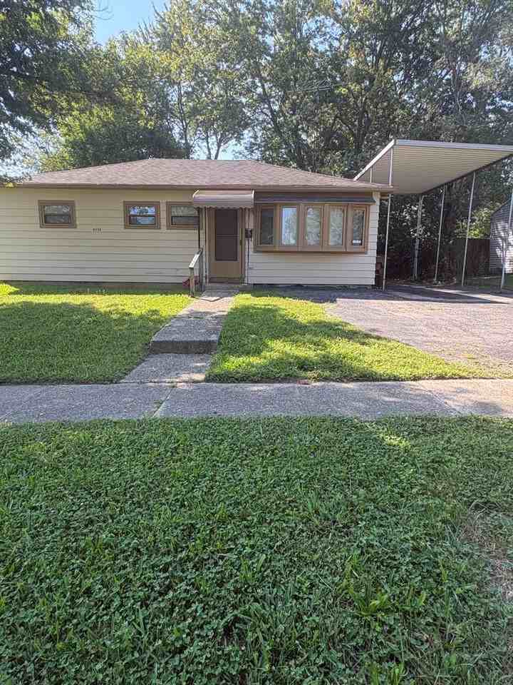 4550 Freudenberger Ave - Photo 2 of 14