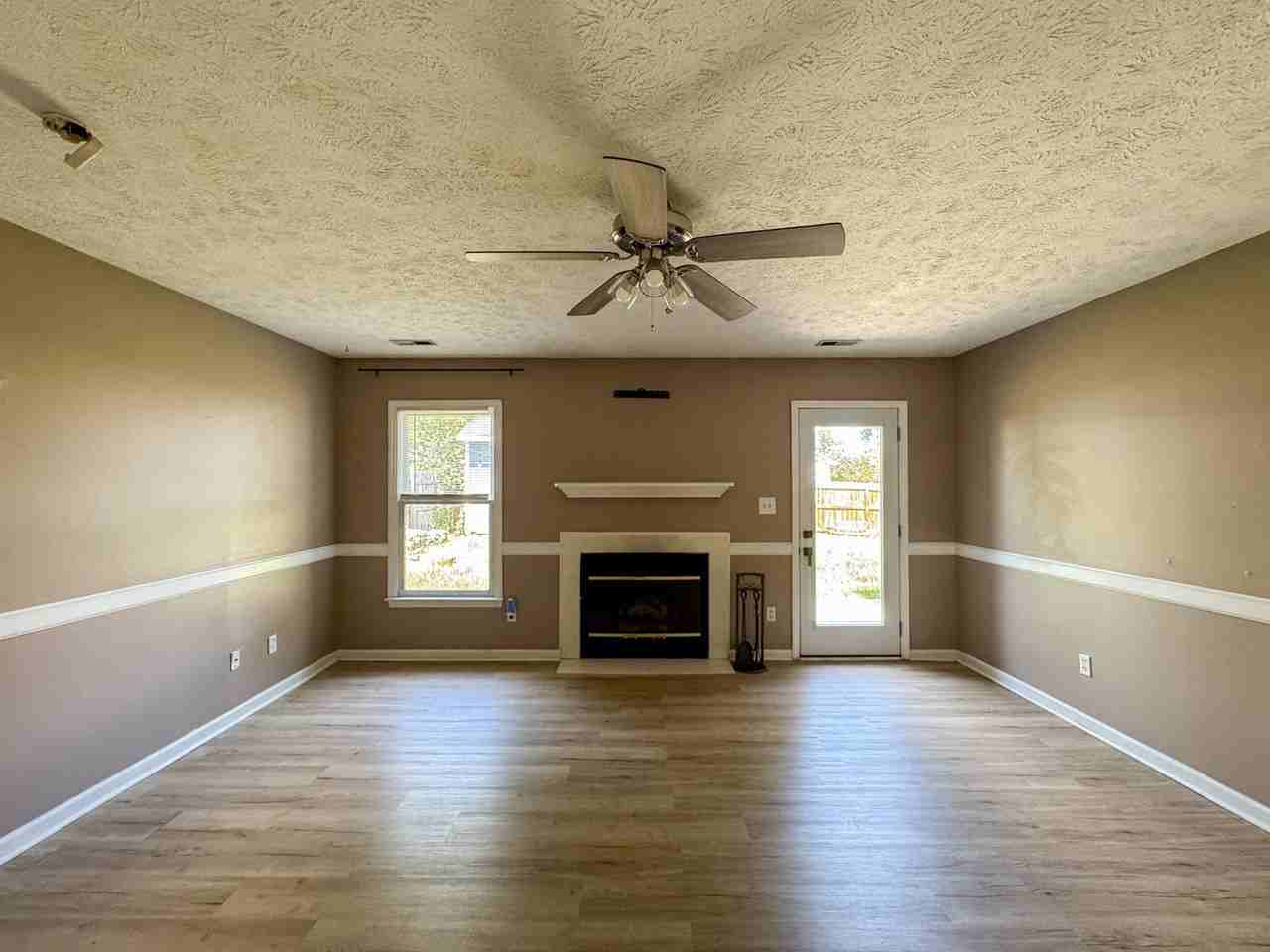 5578 Windy Knoll Pl - Photo 5 of 17