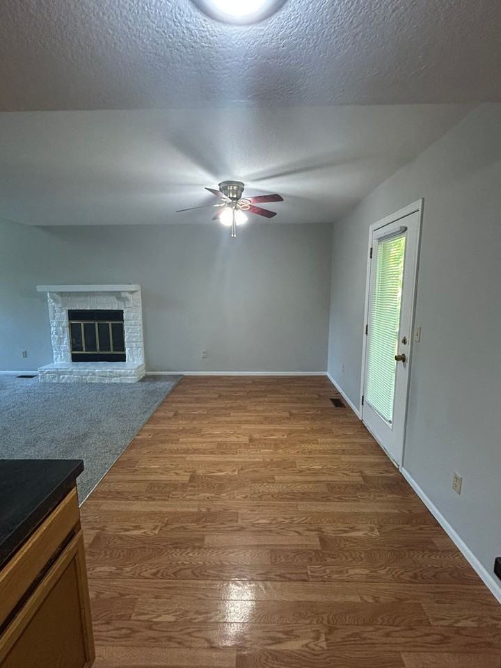 7324 N Liberty St - Photo 4 of 16