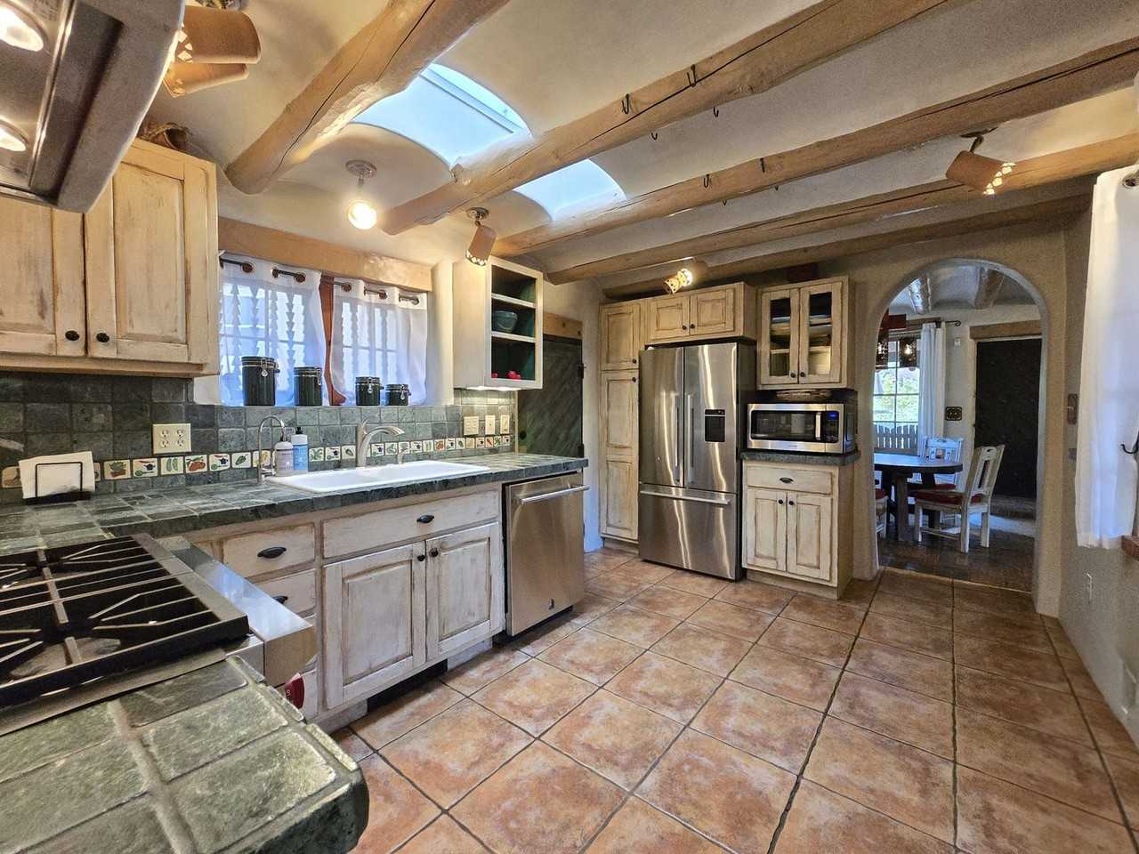 770 Acequia Madre - Photo 5 of 37