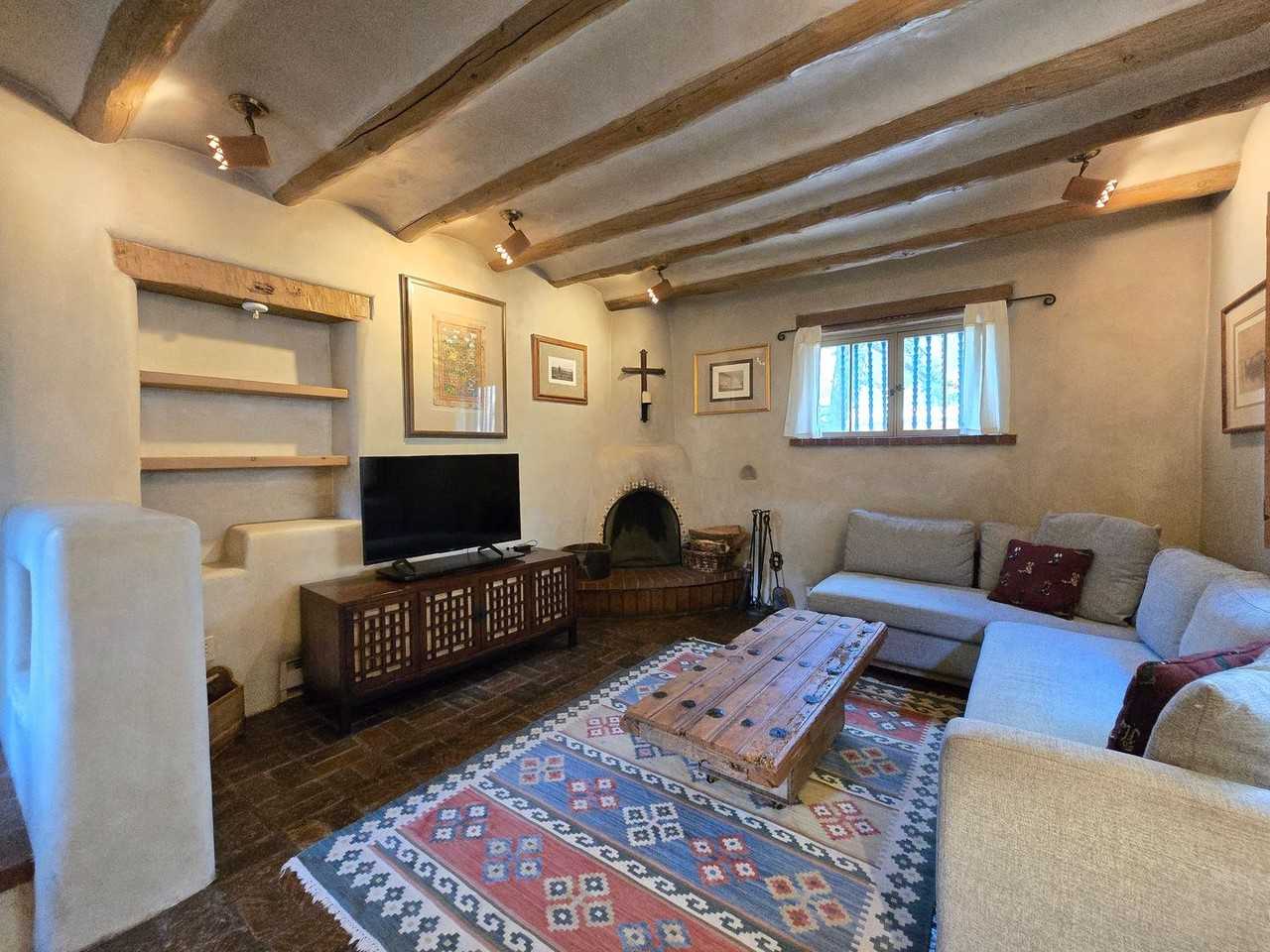 770 Acequia Madre - Photo 7 of 37