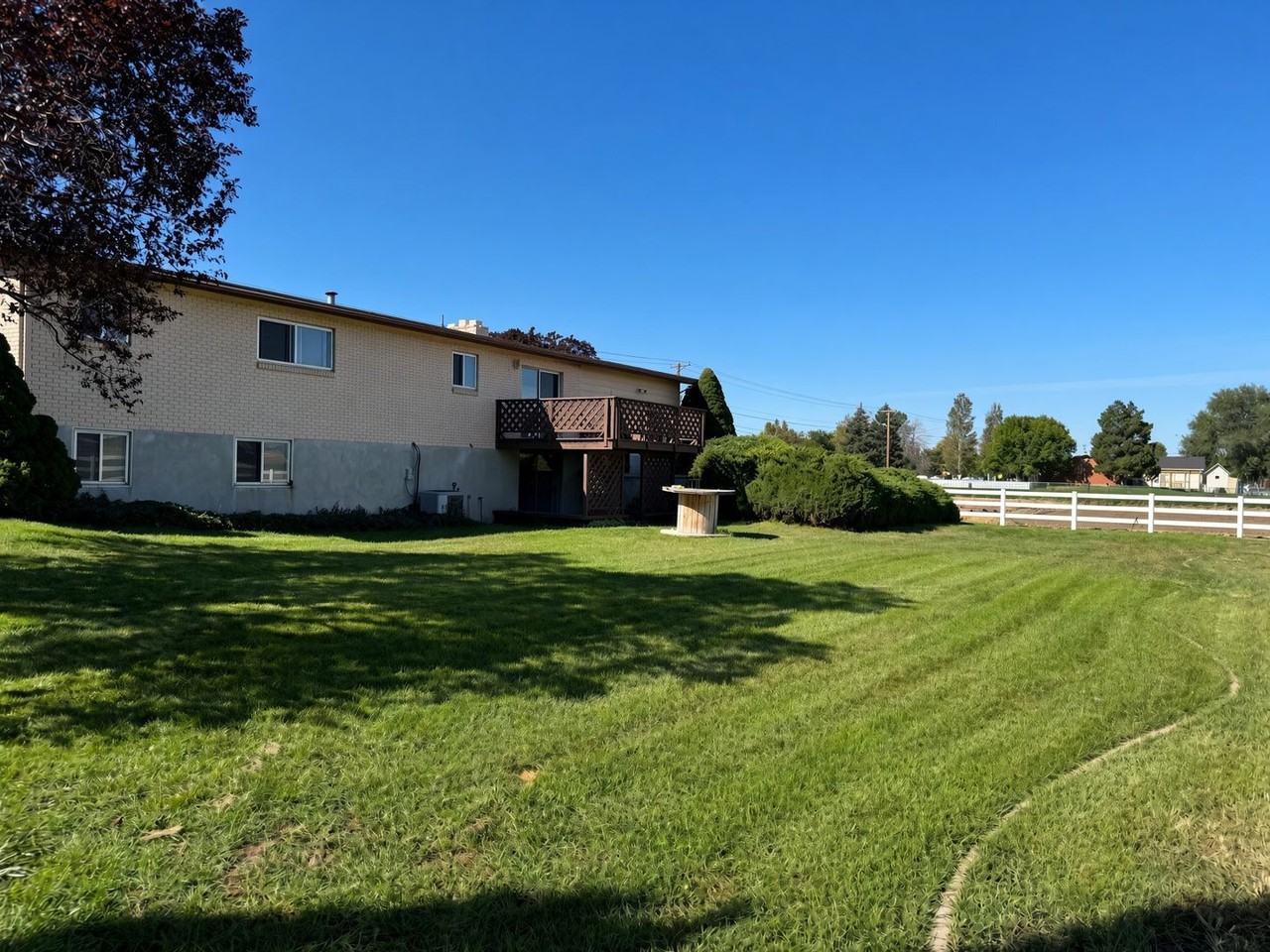 4210 W 1975 N - Photo 5 of 27