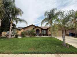 featured image of 1405 Fort Worth Ave
