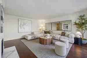 featured image of 3044 Franklin St