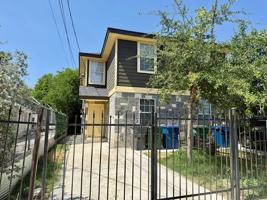featured image of 3107 W Travis St #2